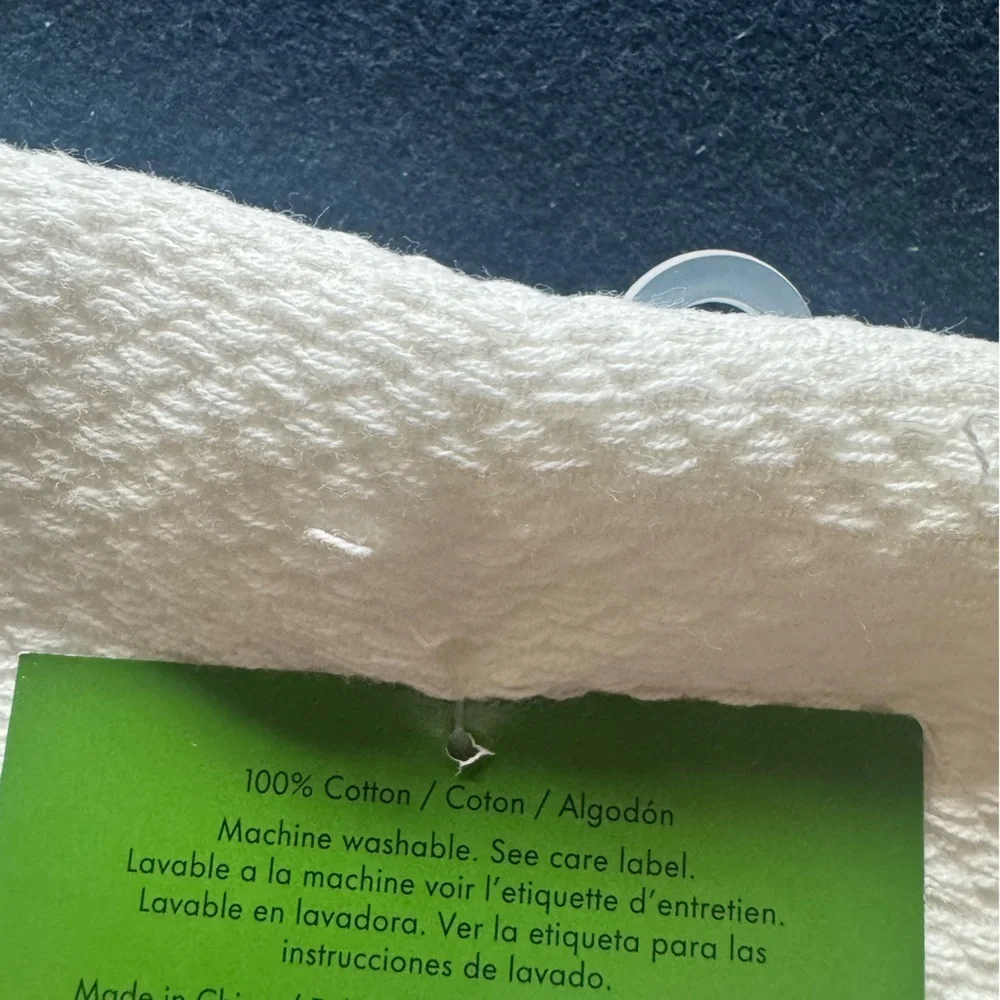 Set of 2 Kate Spade Lemonade Kitchen Towels-add a touch of flare to any room 🍋🍓🍋